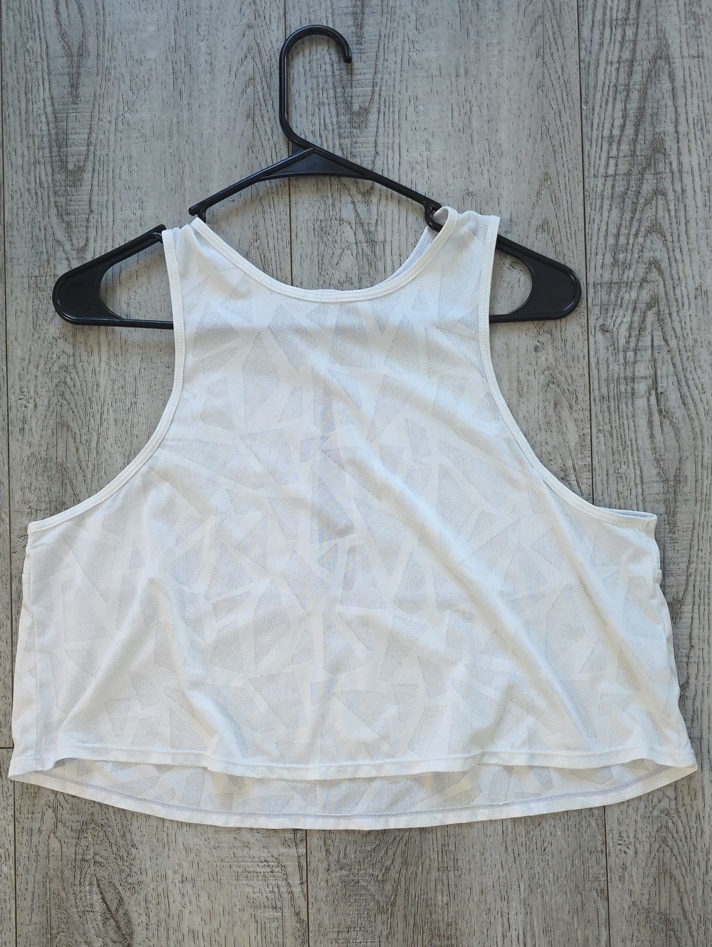 HALARA White Racerback Cropped Tank with Subtle Geometric Texture